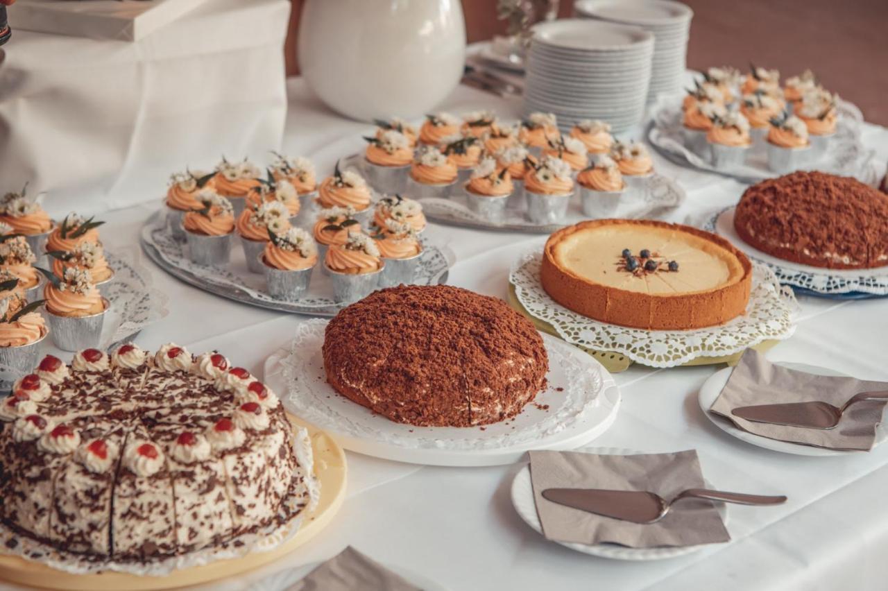 Winzergarten Hotel-Restaurant Grosskarlbach Εξωτερικό φωτογραφία